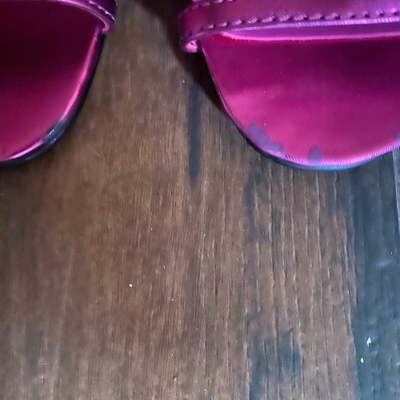 Classified Strap Style Shoes - Picture 4 of 6